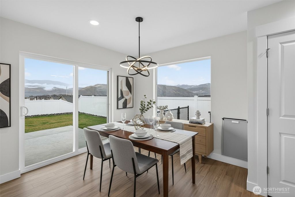 Photo of 2348 Noah Street SE, East Wenatchee, WA 98802 (MLS # 2459542)