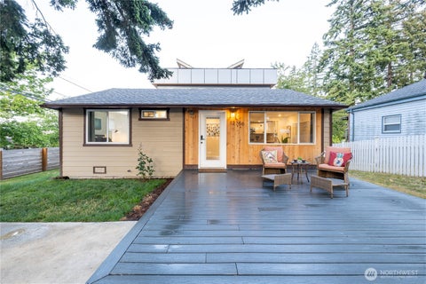 Photo of 12756 Evanston Avenue N, Seattle, WA 98133 (MLS # 2581363)