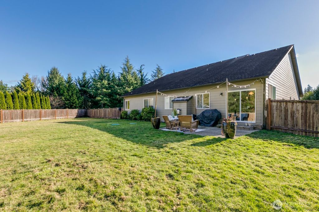 Photo of 25408 20th Drive NE, Arlington, WA 98223 (MLS # 2342351)