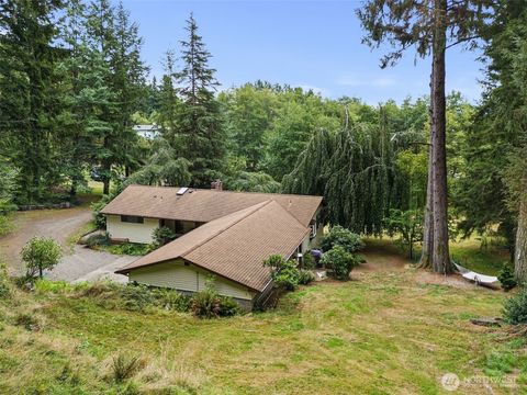 Photo of 43 Hines Valley Road, Raymond, WA 98577 (MLS # 2427064)