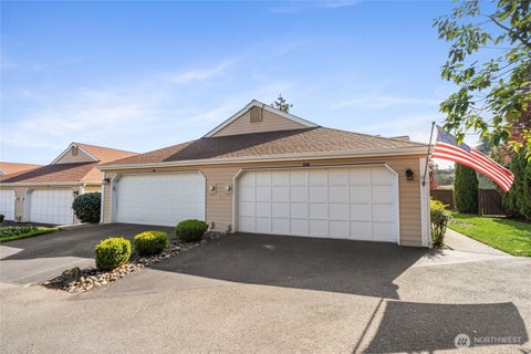 Photo of 2536 N Narrows Drive #10, Tacoma, WA 98406 (MLS # 2590157)
