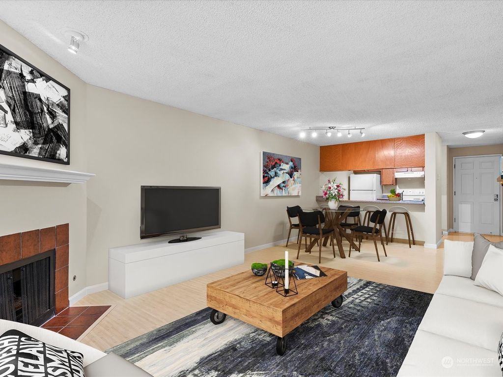 Photo of 10501 8th Avenue NE #121, Seattle, WA 98125 (MLS # 2226106)