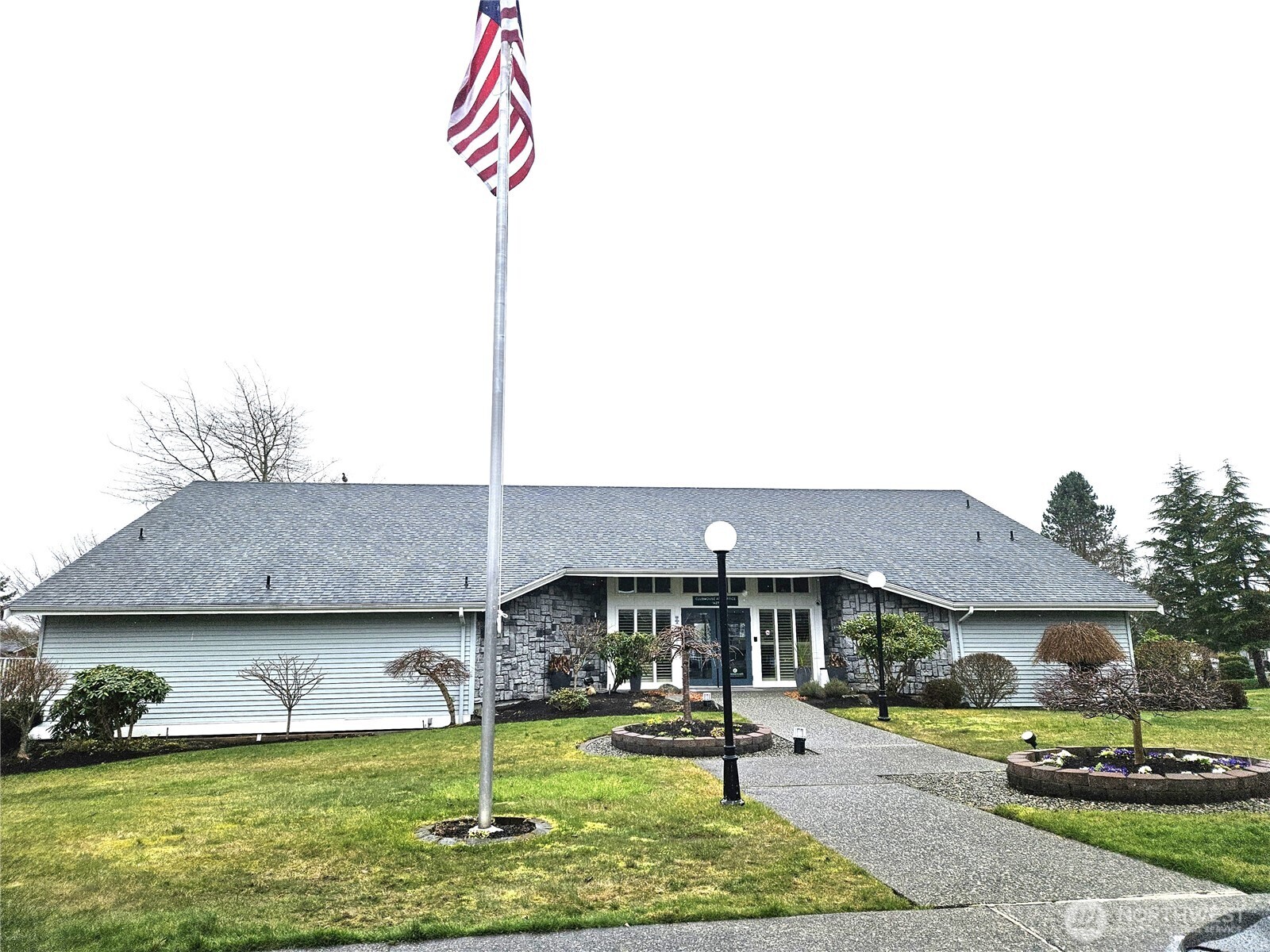 1427 100th Street 75