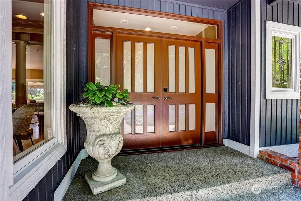 Photo of 7915 SE 67th Street, Mercer Island, WA 98040 (MLS # 2059743)