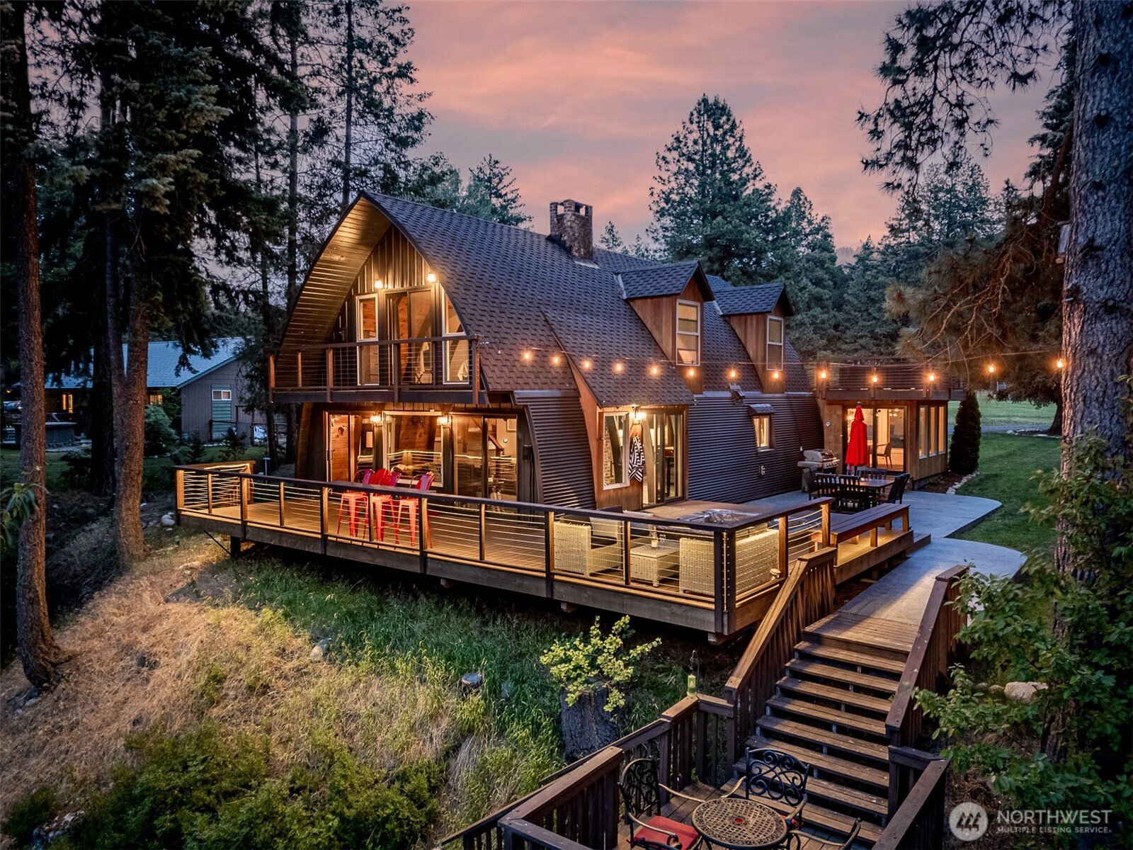 18832 Pine Loop