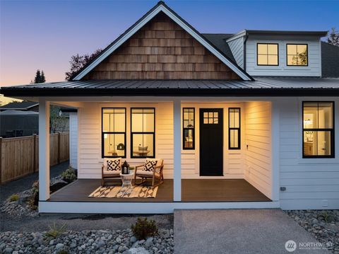 Photo of 1516 131st Avenue NE, Lake Stevens, WA 98258 (MLS # 2417567)