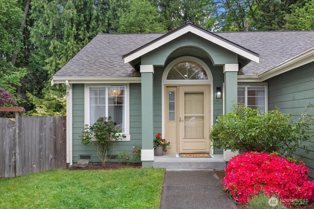 Photo of 128 85th Avenue SE, Lake Stevens, WA 98258 (MLS # 2374864)