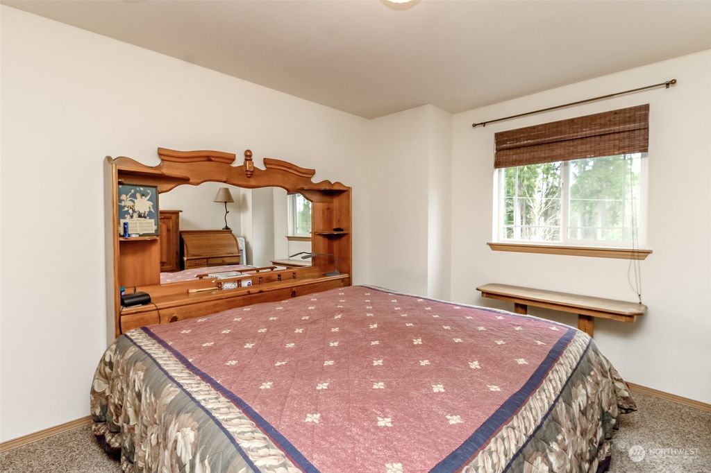 listing image 9366672586446495436