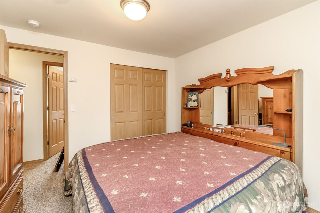 listing image 9361809445571463737