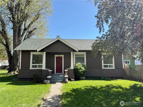 Photo of 111 W Dayton Avenue, Dayton, WA 99328 (MLS # 2470233)