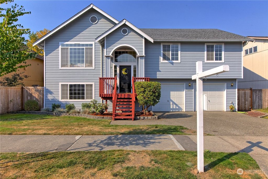 Photo of 15200 SE 172nd Avenue, Monroe, WA 98272 (MLS # 2001417)