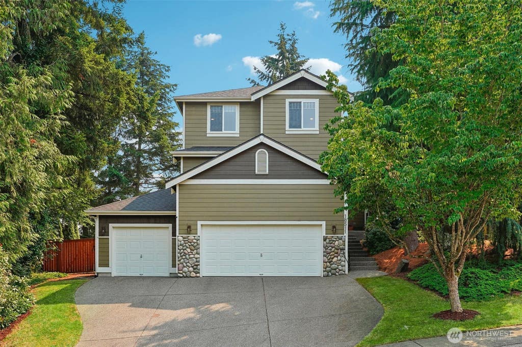 Photo of 18511 94th Street Ct E, Bonney Lake, WA 98391 (MLS # 2557368)