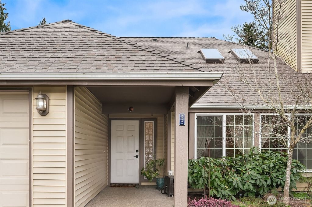 Photo of 32844 4th Lane S, Federal Way, WA 98003 (MLS # 2488397)