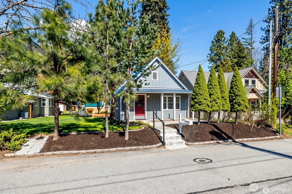 Photo of 132 Whitman Street, Leavenworth, WA 98826 (MLS # 2588297)