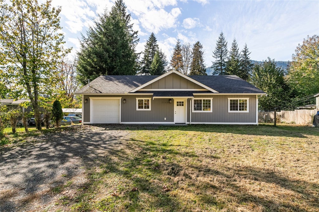 Photo of 7943 Apache Drive, Maple Falls, WA 98266 (MLS # 2597767)