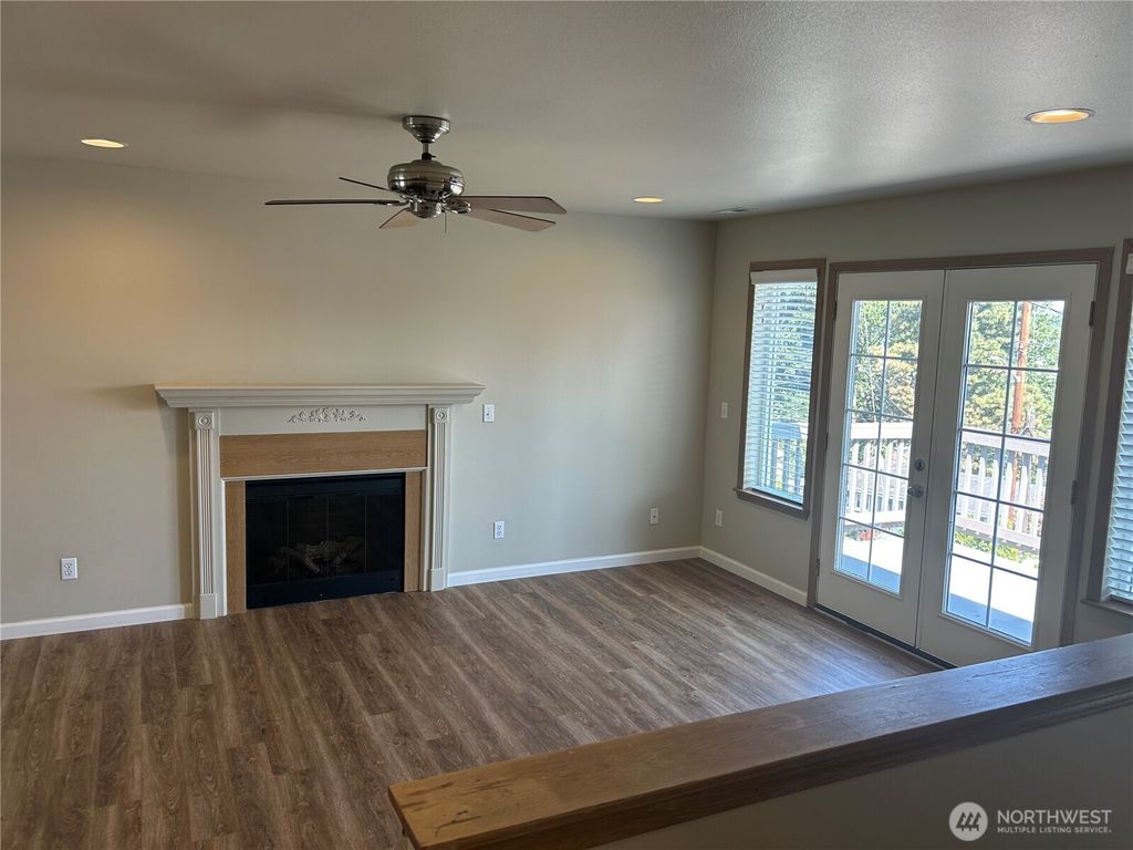 Photo of 10835 24th Avenue S, Burien, WA 98168 (MLS # 2425639)