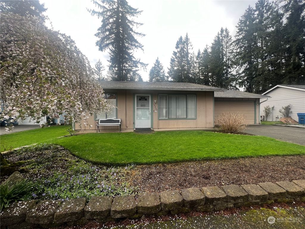 Photo of 19230 SE 268th Street, Covington, WA 98042 (MLS # 2214998)