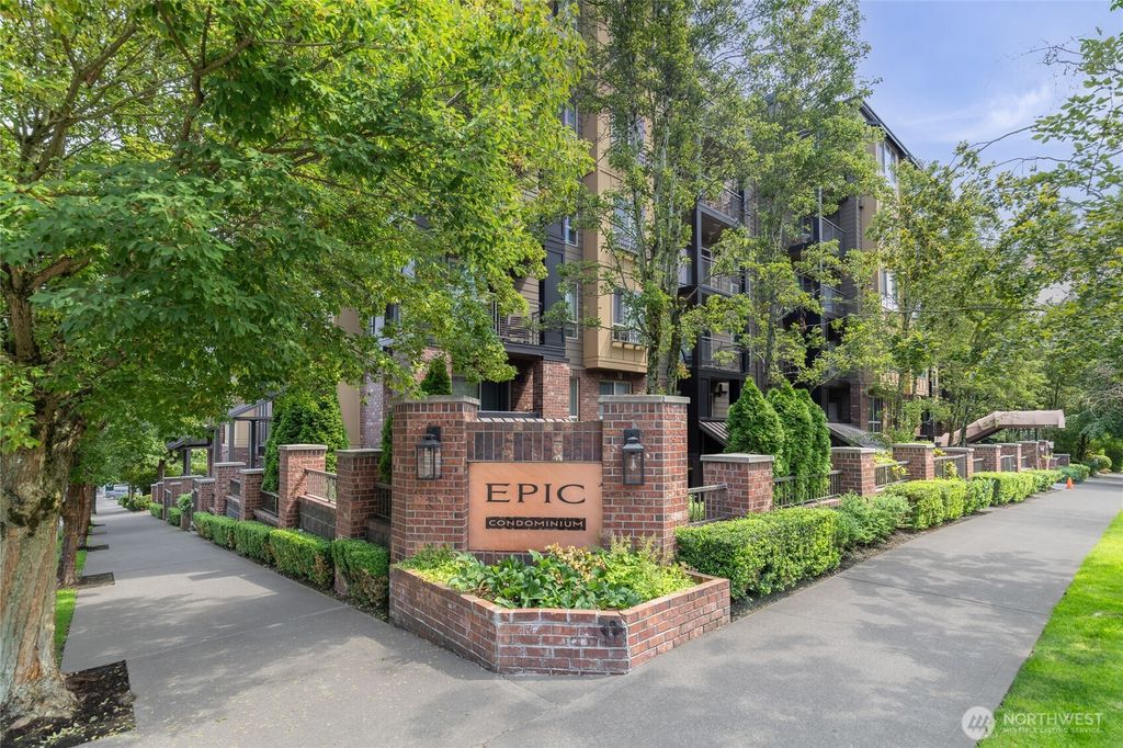 Photo of 412 11th Avenue #408, Seattle, WA 98122 (MLS # 2416132)