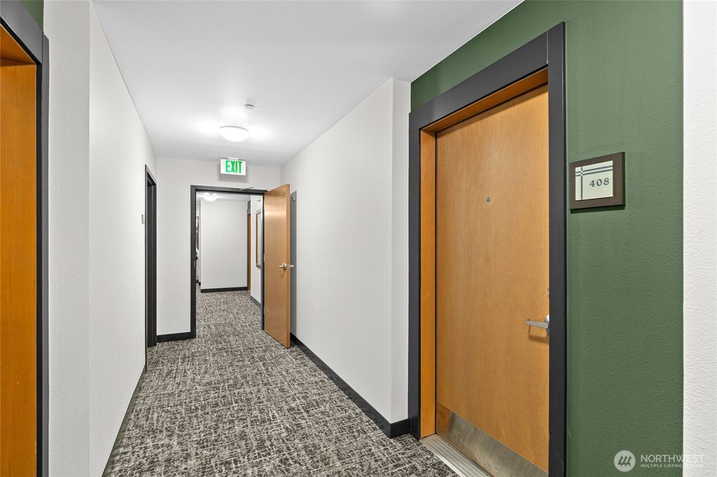 Photo of 412 11th Avenue #408, Seattle, WA 98122 (MLS # 2416132)