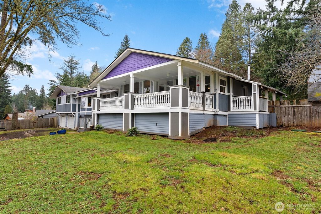 Photo of 115 Riverview Drive, Chehalis, WA 98532 (MLS # 2484560)