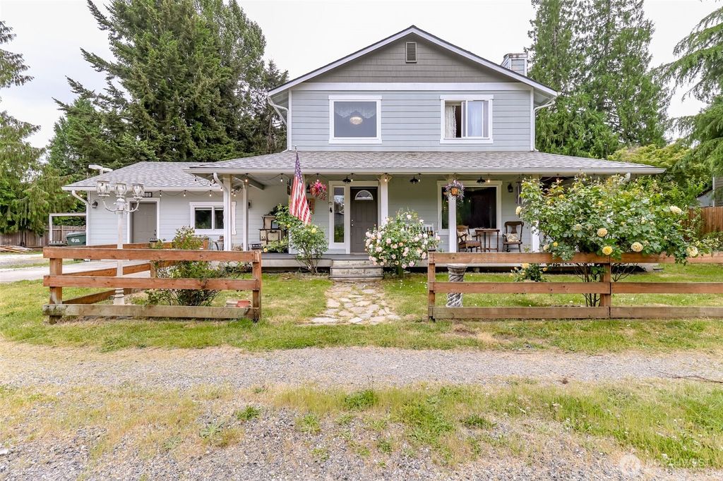 Photo of 12111 213th Avenue Ct E, Bonney Lake, WA 98391 (MLS # 2533314)