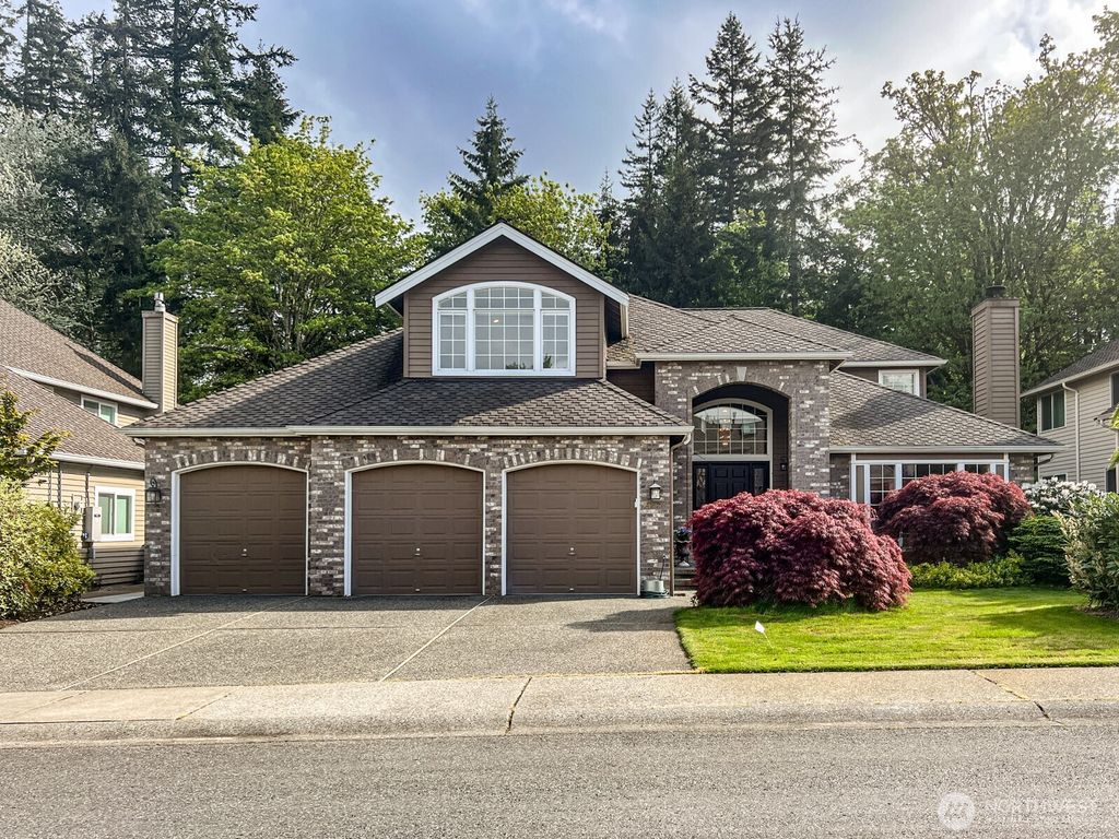 Photo of 21417 SE 35th Way, Sammamish, WA 98075 (MLS # 2367938)