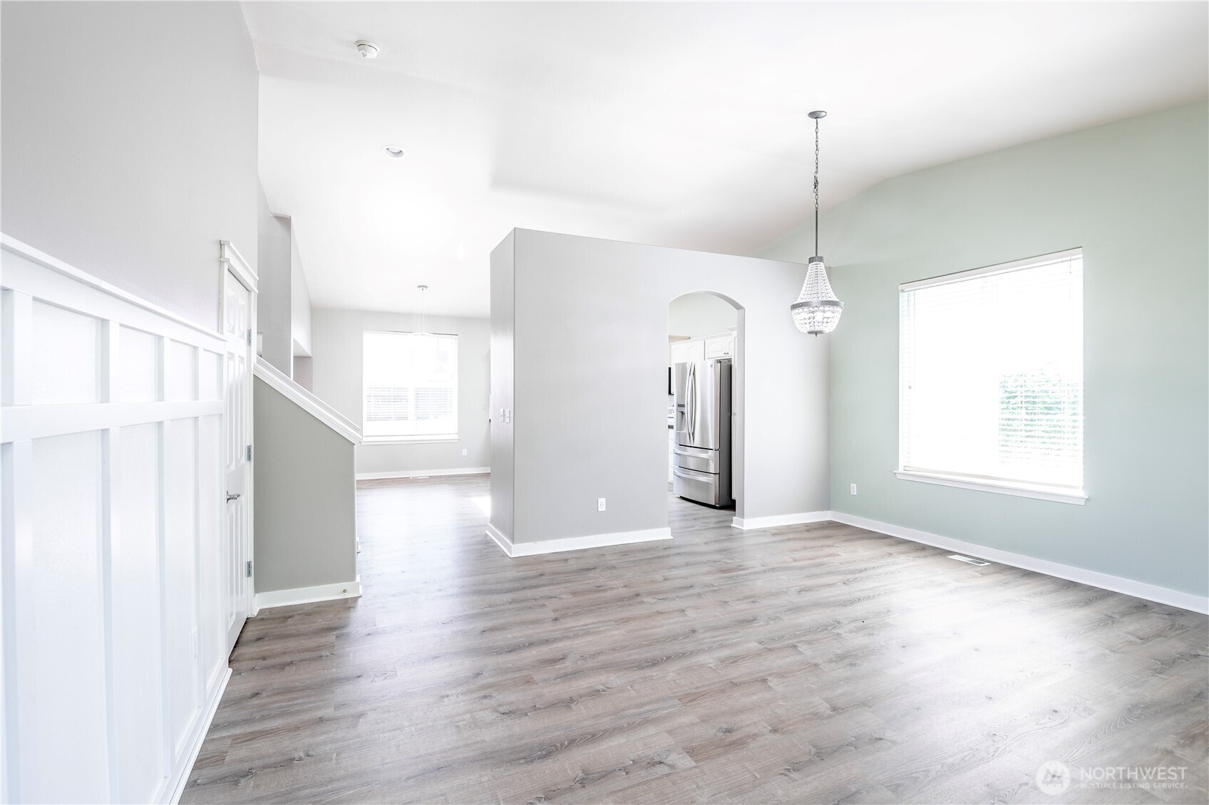 10012 Cascadian Avenue SE