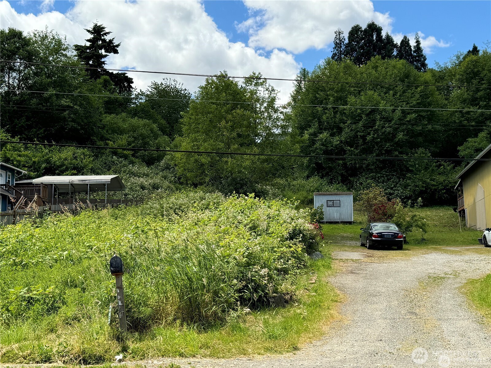 14253 Macadam Road S