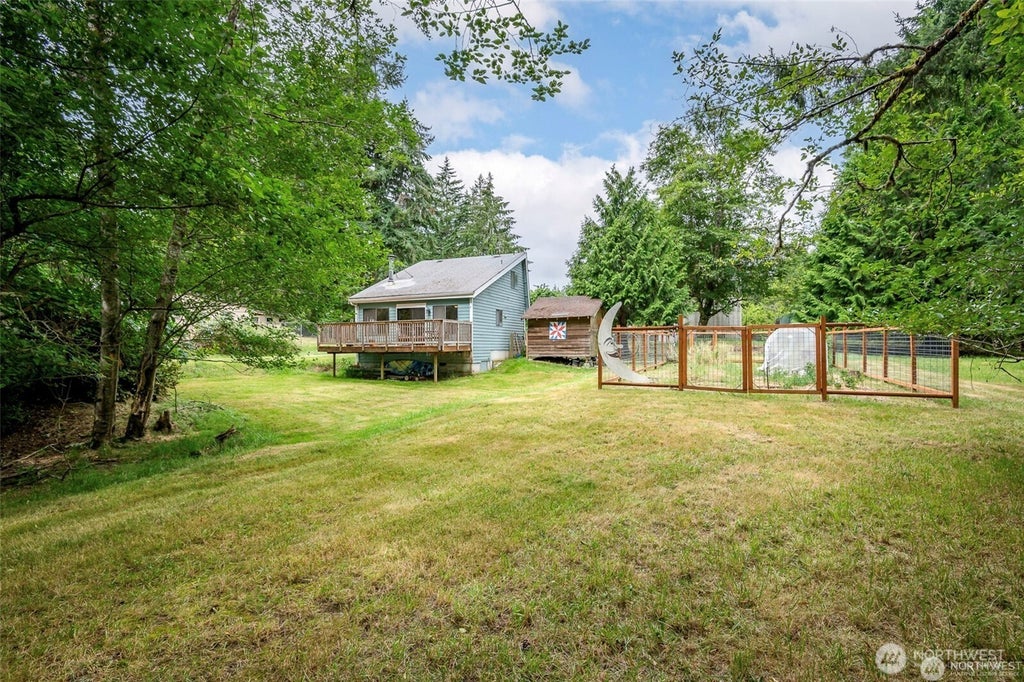 Photo of 406 E Madrona Drive, Lakebay, WA 98349 (MLS # 2572099)