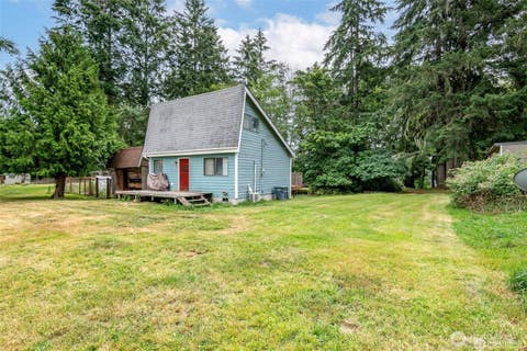 Photo of 406 E Madrona Drive, Lakebay, WA 98349 (MLS # 2572099)