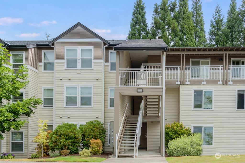 Photo of 12303 Harbour Pointe Blvd Blvd #DD206, Mukilteo, WA 98275 (MLS # 2266124)