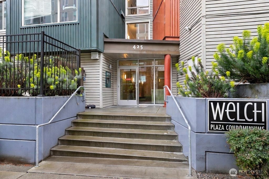 Photo of 425 23rd Avenue S #A401, Seattle, WA 98144 (MLS # 2488371)