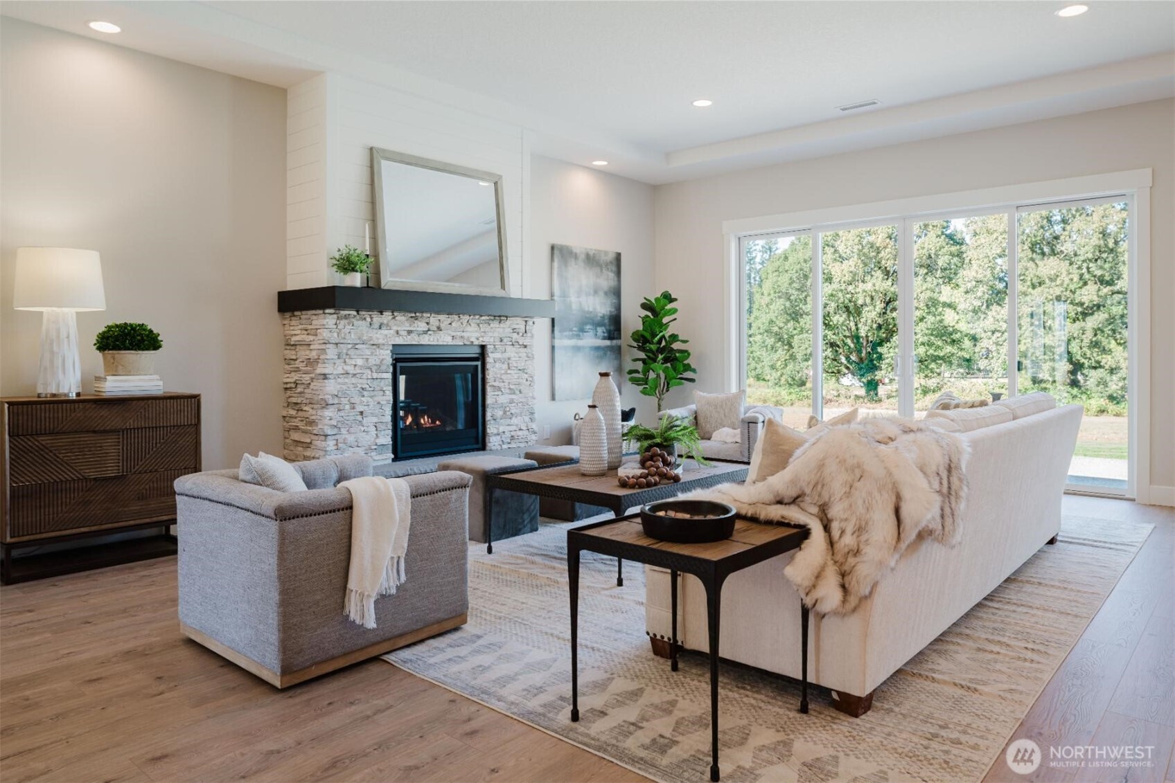 15217 210th Avenue E 990