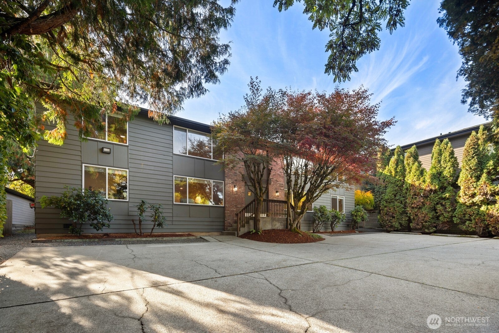 845 Kirkland Way