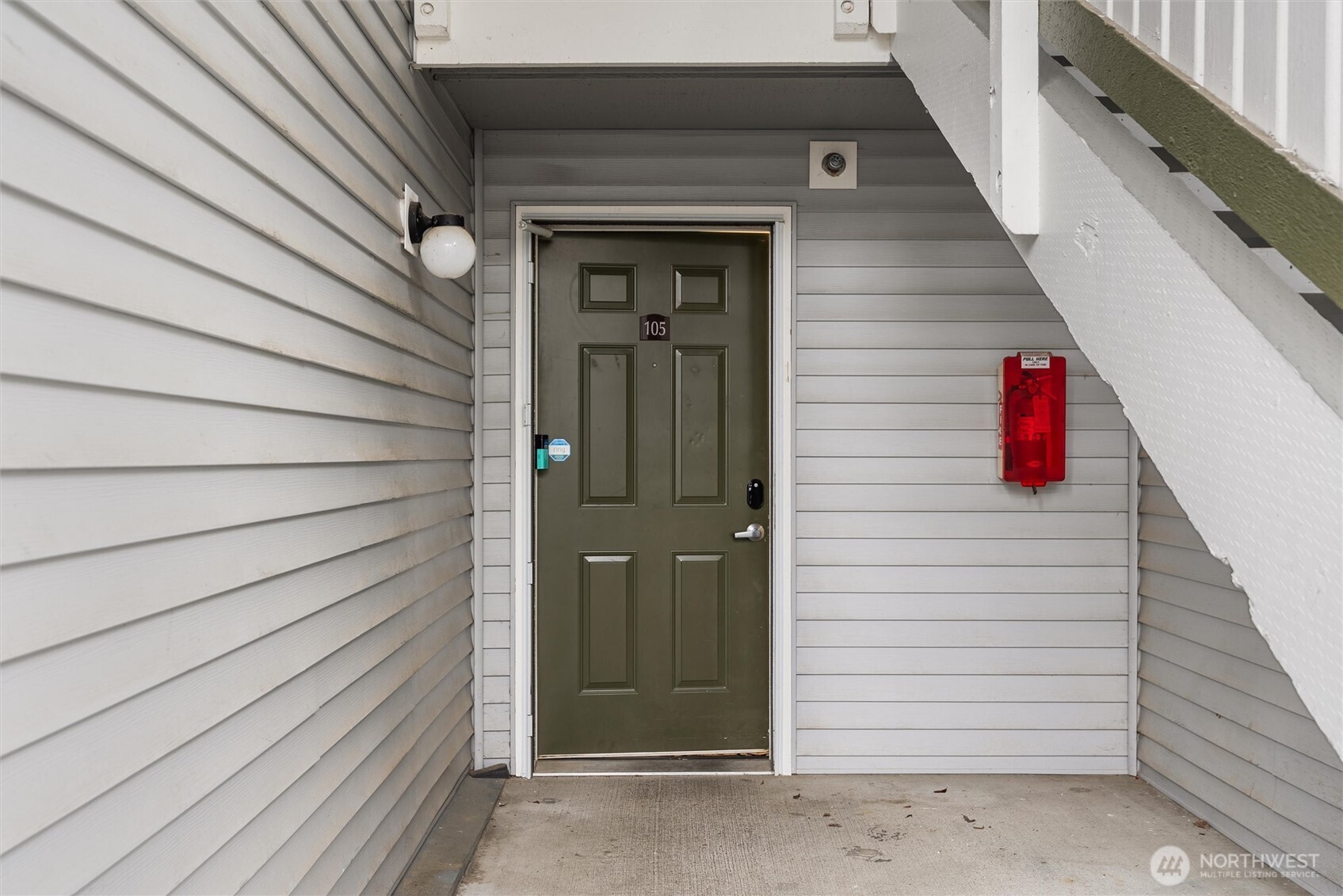 23325 Cedar Way G105