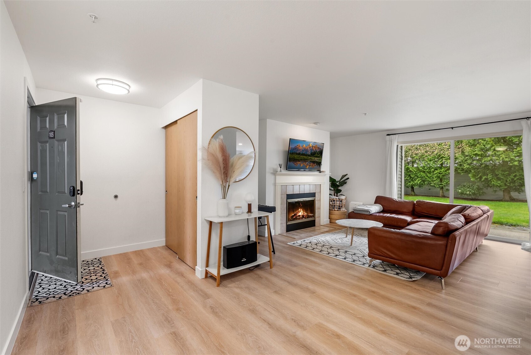 23325 Cedar Way G105