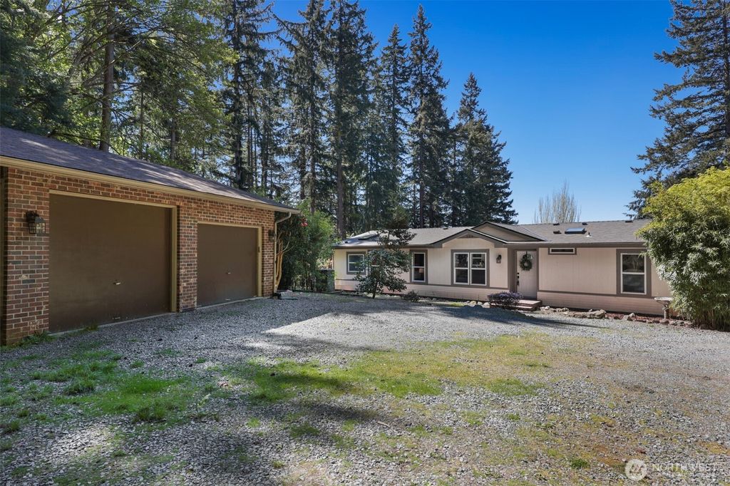 Photo of 7777 Hellman Road, Clinton, WA 98236 (MLS # 2515150)