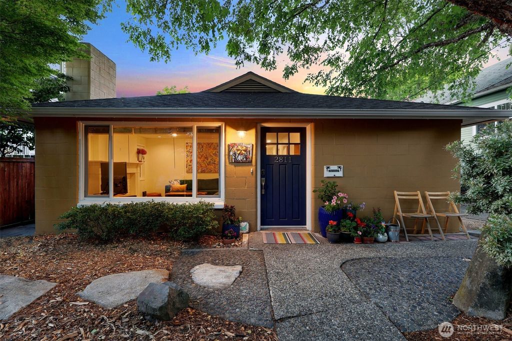 Photo of 2811 NW 62nd Street, Seattle, WA 98107 (MLS # 2397227)