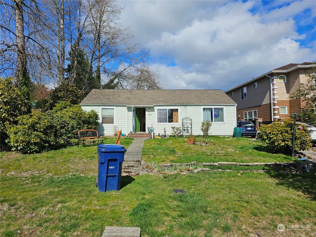 Photo of 4716 S 172nd Place, SeaTac, WA 98188 (MLS # 2146494)