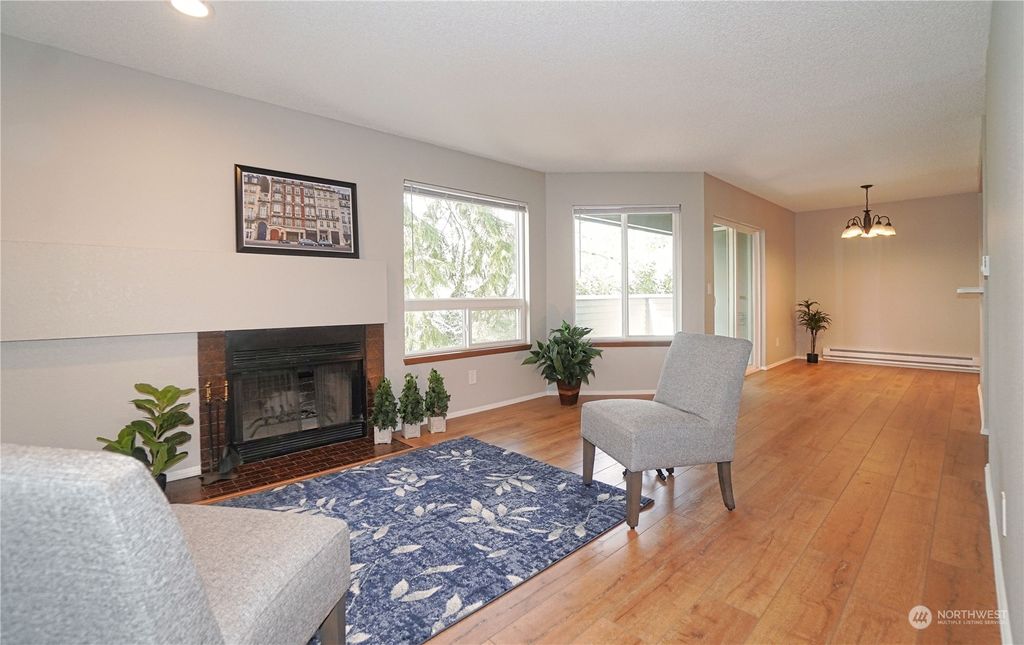 Photo of 21937 7th Avenue S #215, Des Moines, WA 98198 (MLS # 2200275)
