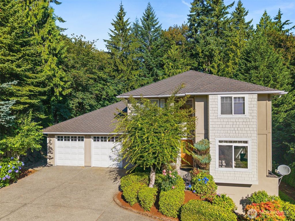 Photo of 4974 NW Village Park Drive, Issaquah, WA 98027 (MLS # 2406833)