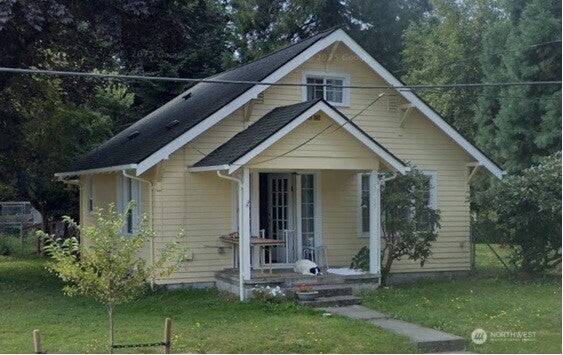 Photo of 38289 SE Northern Street, Snoqualmie, WA 98065 (MLS # 2587167)
