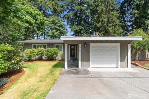 Photo of 1928 109th Avenue SE, Bellevue, WA 98004 (MLS # 2542664)