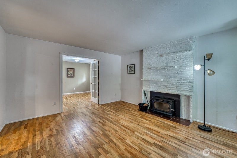 3119 Crystal Springs Road W