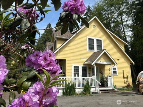 Photo of 143 Johnson Lane, Oak Harbor, WA 98277 (MLS # 2520249)