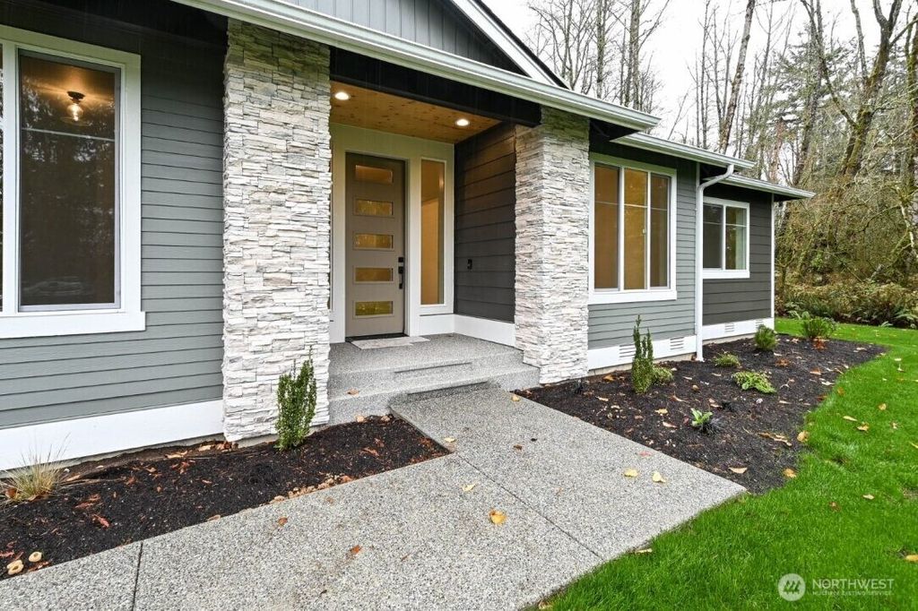 Photo of 28017 15th Avenue NE, Arlington, WA 98223 (MLS # 2408075)