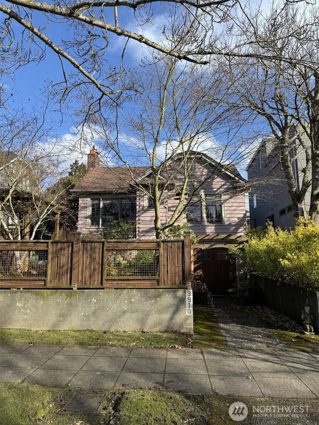 Photo of 3910 42nd Avenue SW, Seattle, WA 98116 (MLS # 2375150)