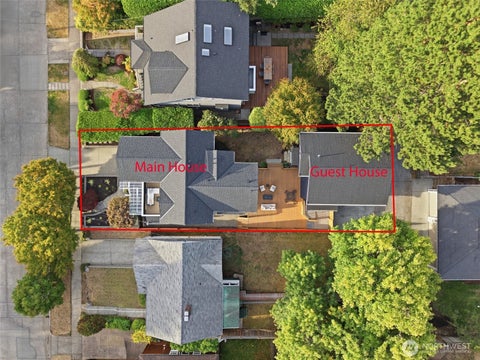 Photo of 2536 31st Avenue W, Seattle, WA 98199 (MLS # 2588671)