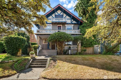 Photo of 410 N Tacoma Avenue, Tacoma, WA 98403 (MLS # 2439001)