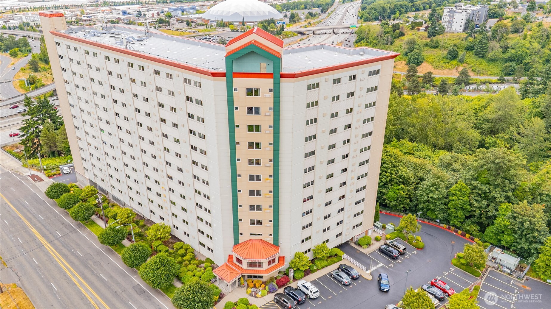 3201 Pacific Avenue 403